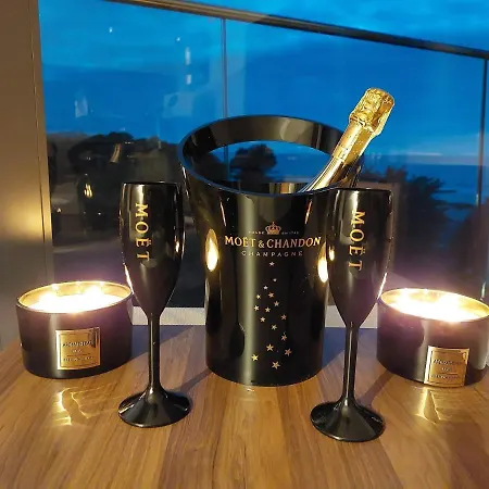 Apartment Marine Prywatny Widok Na Morze Basen Sauna Jacuzzi 5 Pietro