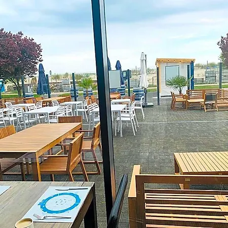 Apartman Marine Prywatny Widok Na Morze Basen Sauna Jacuzzi 5 Pietro Kołobrzeg