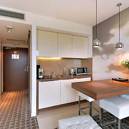 Apartman Marine Prywatny Widok Na Morze Basen Sauna Jacuzzi 5 Pietro *