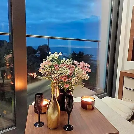 Apartman Marine Prywatny Widok Na Morze Basen Sauna Jacuzzi 5 Pietro Kołobrzeg