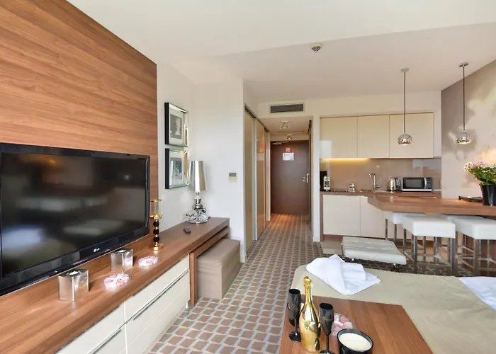 Marine Prywatny Widok Na Morze Basen Sauna Jacuzzi 5 Pietro *